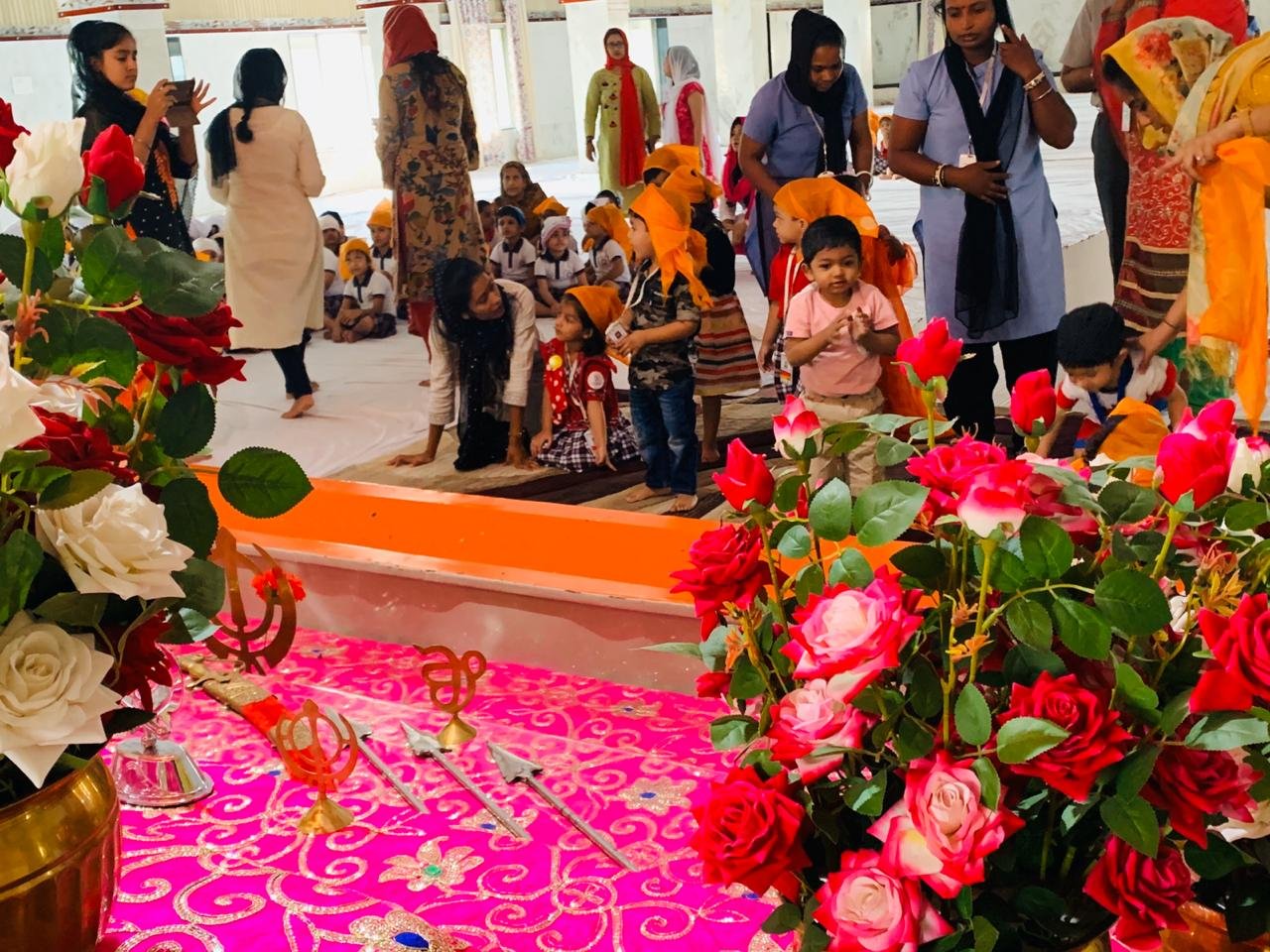 Suncatchers at Gurudwara - Photo 11