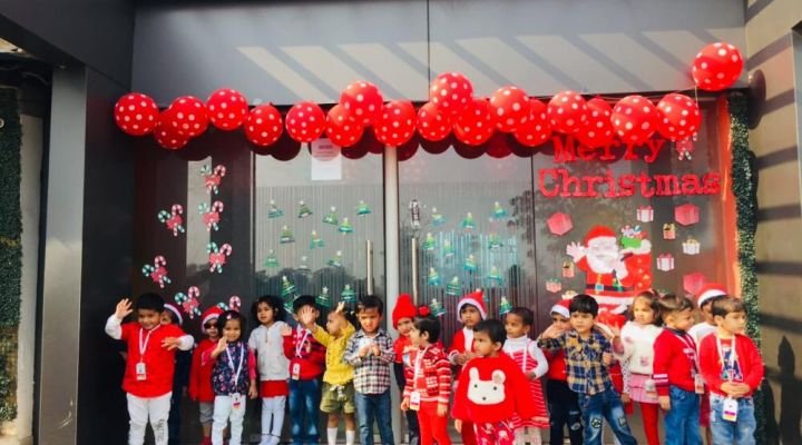 Christmas Celebration - Photo 1